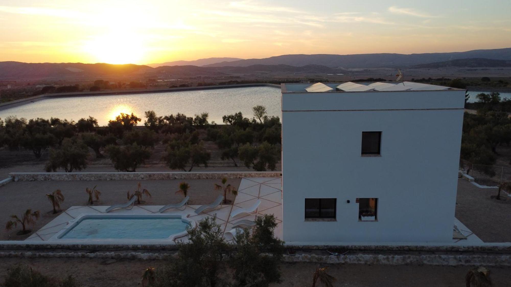Casita Del Embalse Con Encanto Biar Eksteriør bilde
