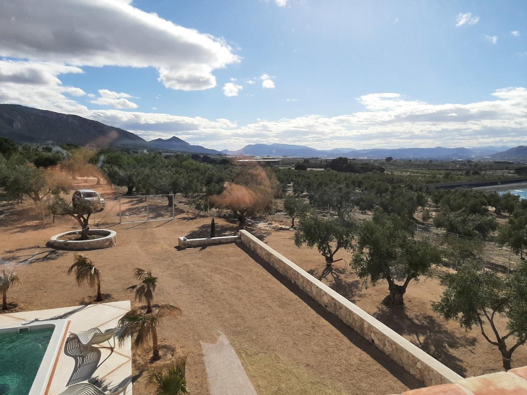 Casita Del Embalse Con Encanto Biar Eksteriør bilde